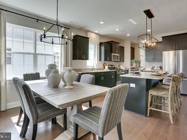 73 Beach Dr, Eastampton, NJ 08060