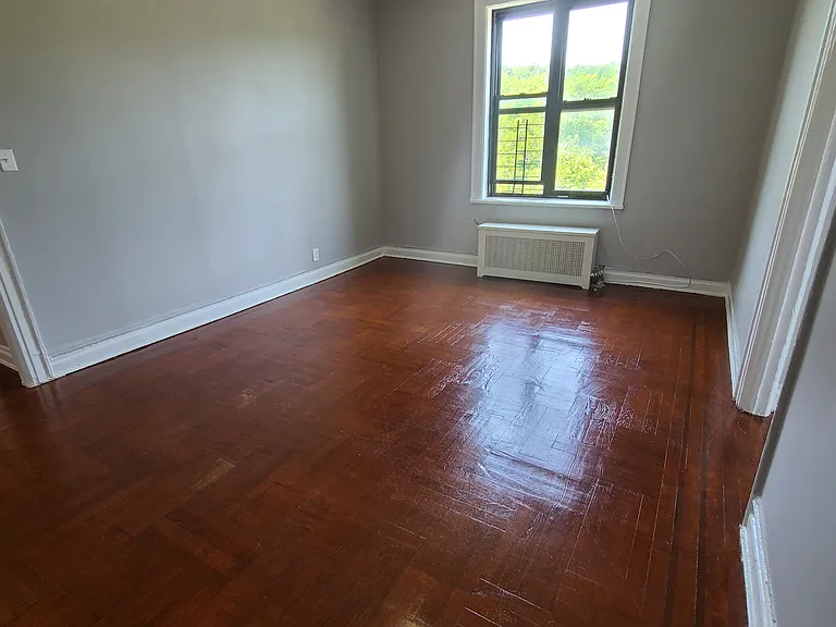 12 Elton St #6 — Photo 9