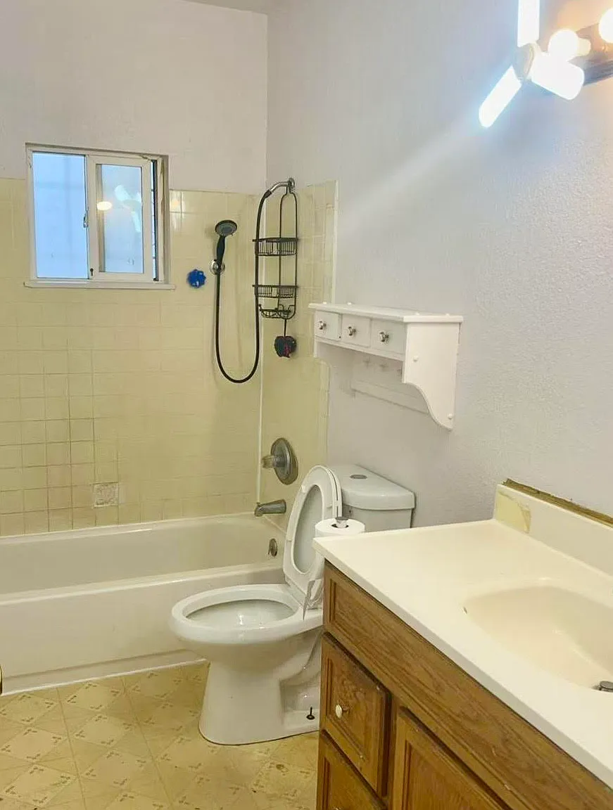 3 bed, 1000 sqft, $2,650 — Photo 4