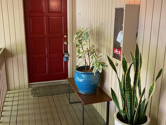 2nd image of 505 Cypress Point Dr Unit 128