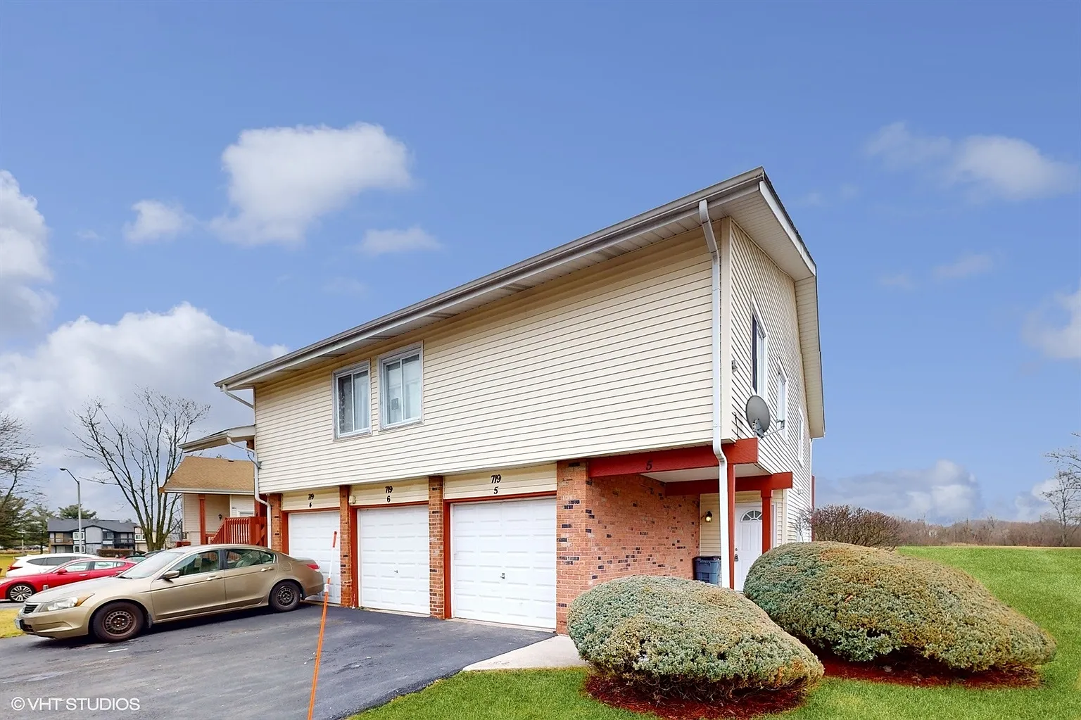 719 Driftwood Ct #5 photo 1