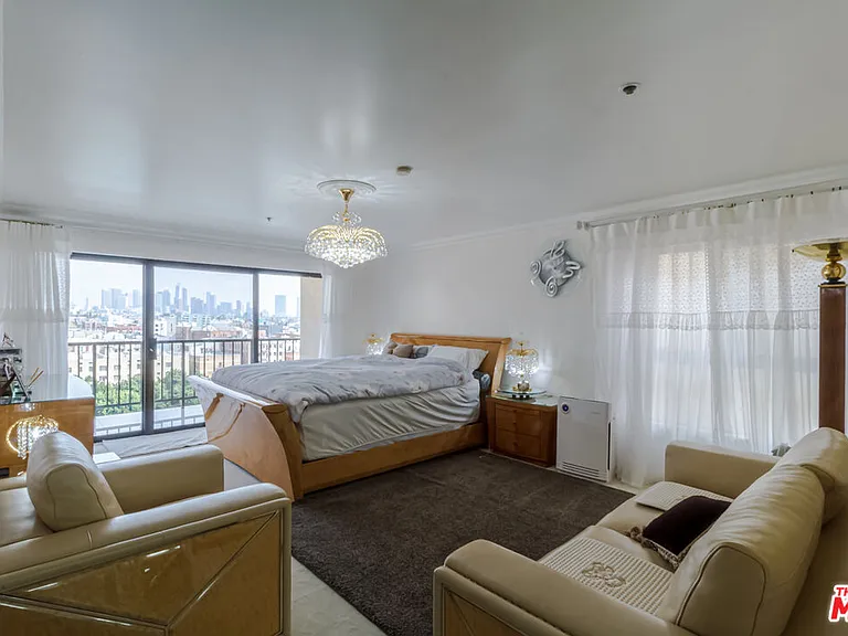 727 S Ardmore Ave #906 — Photo 8