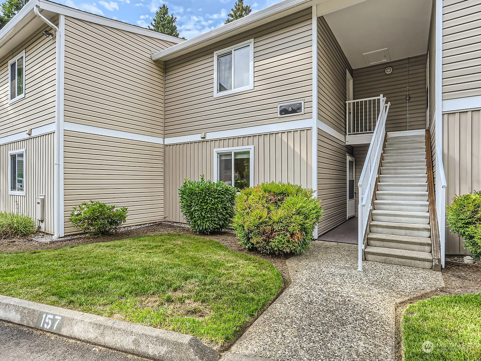 12510 NE 130th Way #B102 photo 1