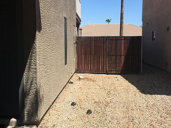 Exterior Side Yard - RV Gate