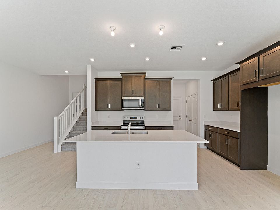 9894 SW TORQUAY Drive, Port Saint Lucie, FL 34987 | MLS #B26076401