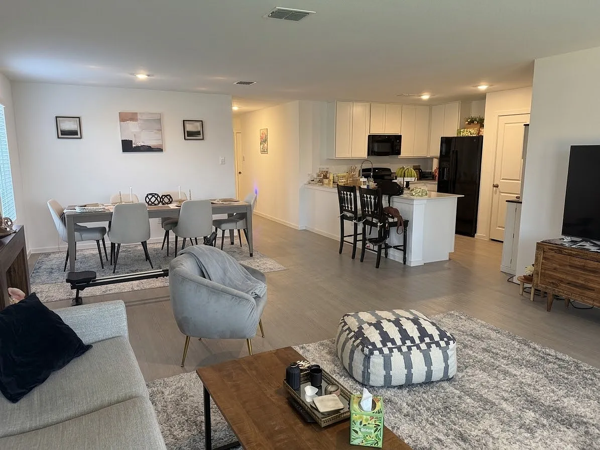 4 bed, 1677 sqft, $1,750 — Photo 1