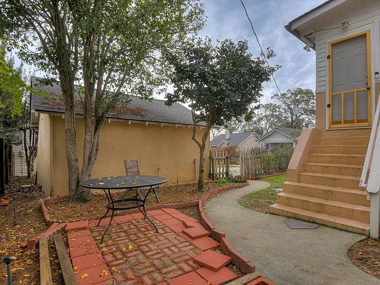 978 Heard Ave — Photo 23