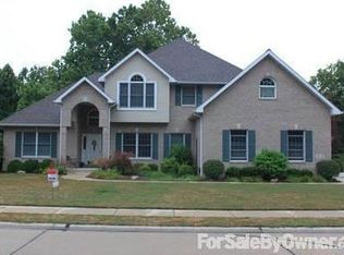 23 Fox Mill Dr, Maryville, IL