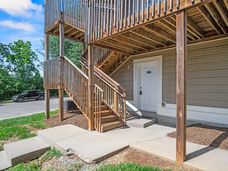 858 Malabu Dr #5000 — Photo 21