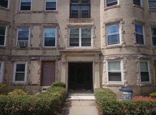 114 Pleasant St, Brookline, MA 02446