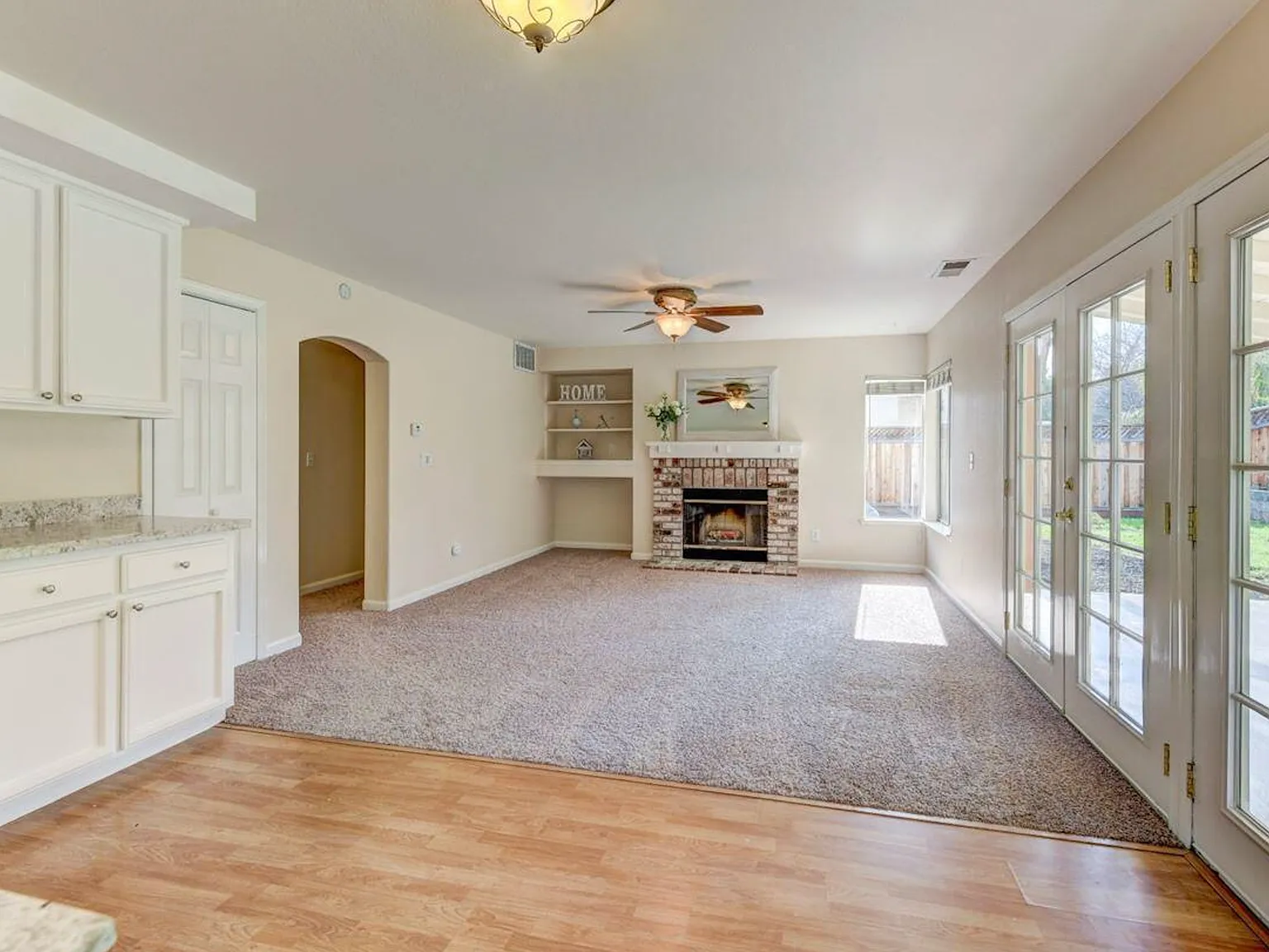 23 Foxtail Ct — Photo 4