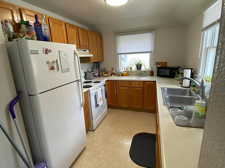 7408 Elmwood Ave #3 — Photo 1