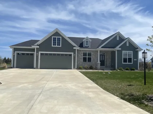 10588 North Coneflower COURT, Mequon, WI 53097
