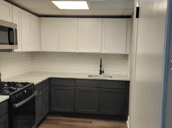 2204 Greenwood Dr #1, Clementon, NJ 08021
