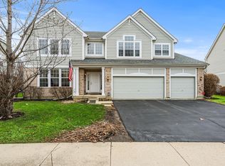 2311 Hazeltime Dr, Vernon Hills, IL