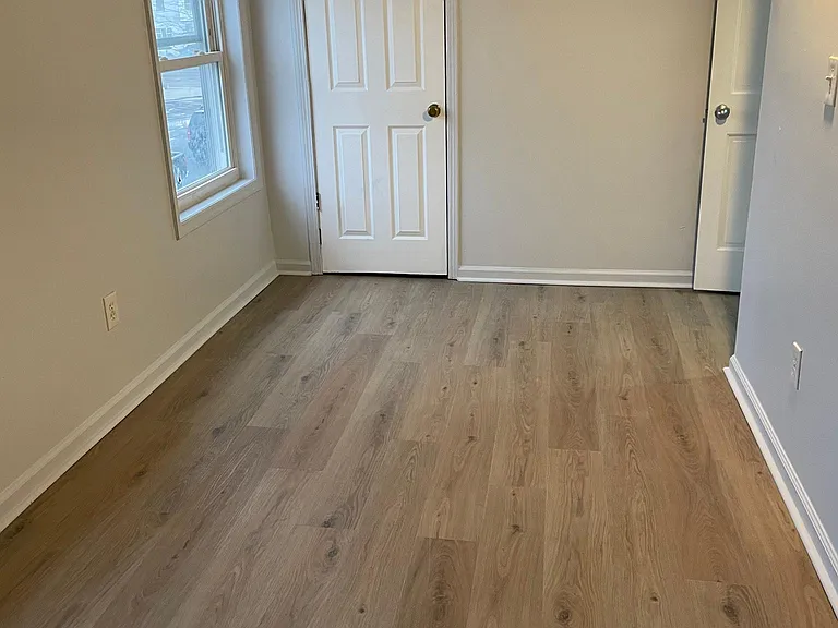 1126 Cutler St — Photo 11