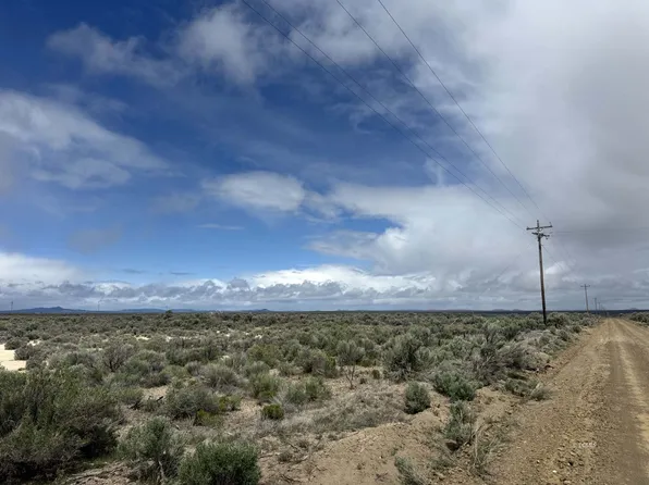 Lost Forest Ln, Christmas Valley, OR 97641