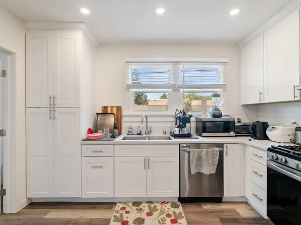 3 Bedroom 2 Bath - Available July 2026 - May 2027, 522 Dana St, San Luis Obispo, CA 93401