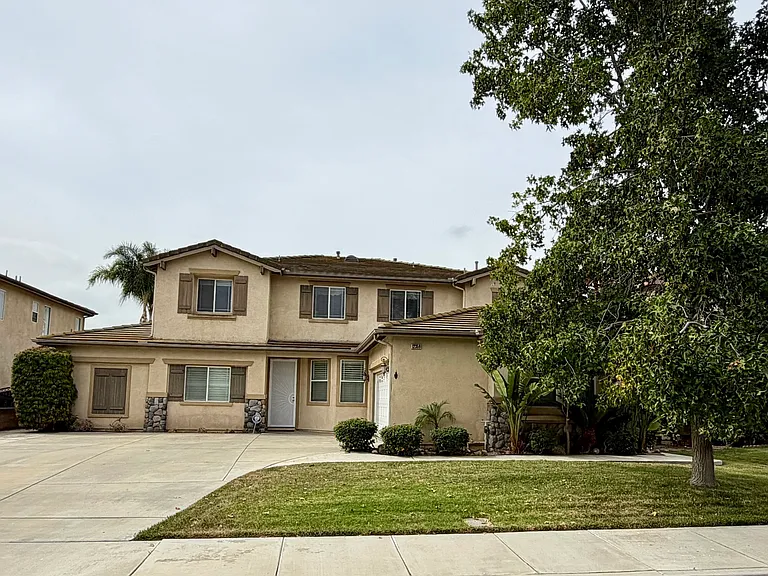 12359 Kern River Dr — Photo 1