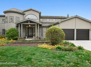 1130 Saint William Dr, Libertyville, IL