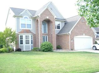 503 E Castlebury Cir, Saline, MI 48176
