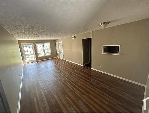 1st image of 3210 Tallywood Dr #8