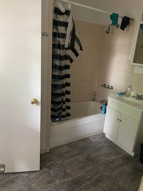 2 bed, 1.0 bath, 750 sqft, $1,300 — Photo 4