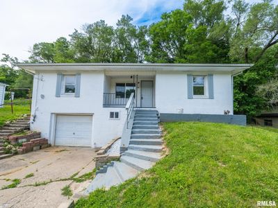 145 Maywood Ave, Creve Coeur, IL, 61610