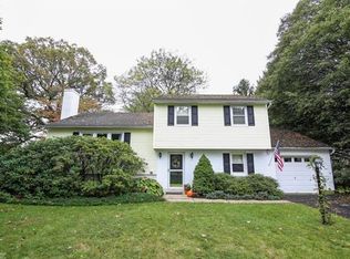 2075 Mark Twain Cir, Bethlehem, PA 18017