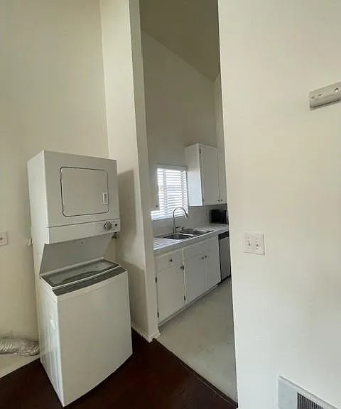 872 S Westgate Ave — Photo 23