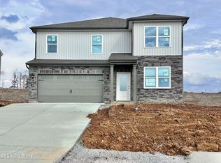 196 Shoemaker Ln, Elizabethtown, KY 42701