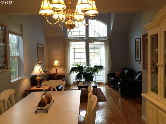 3rd image of 31053 SW Kensington Dr