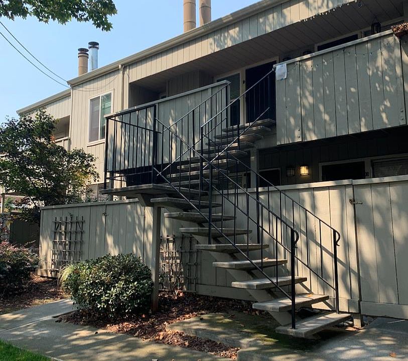 1st image of 903 Apricot Ave Unit D
