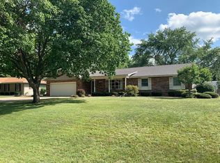 848 E Azalea Ter, Beloit, WI 53511