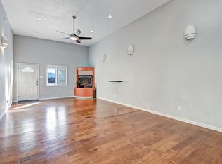 1301 Rio Rancho Blvd SE #B, Rio Rancho, NM 87124