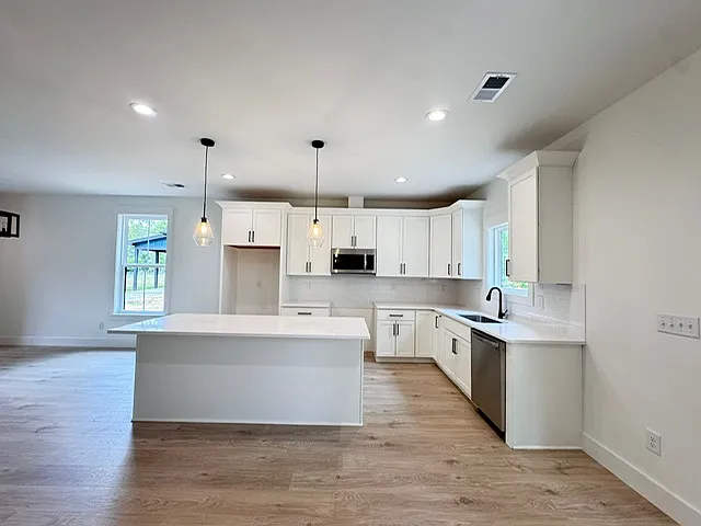 960 Goodjoin Rd — Photo 1