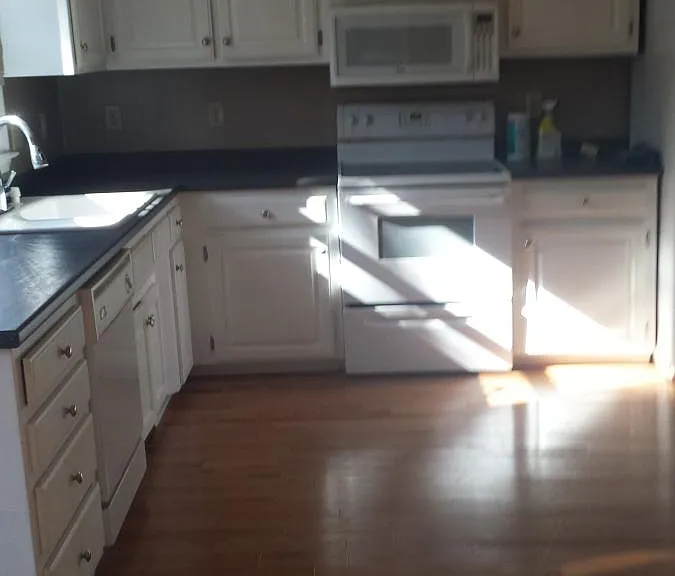 Cary Oaks Dr — Photo 4
