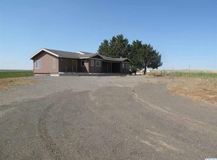 1324 Ice Harbor Rd, Pasco, WA 99301