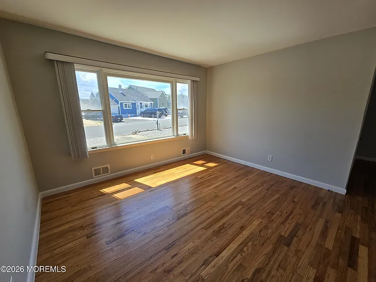 106 E Granada Dr — Photo 6