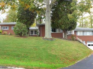213 Fairview Rd, Midland, PA 15059