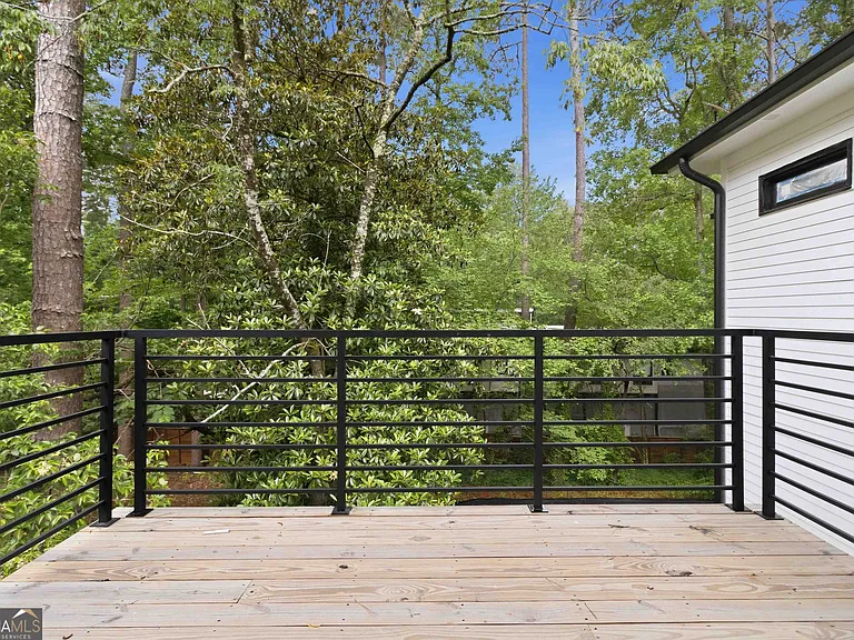 3196 Towerview Dr NE — Photo 46