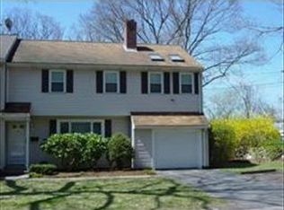 35 Dale St, Needham, MA 02494