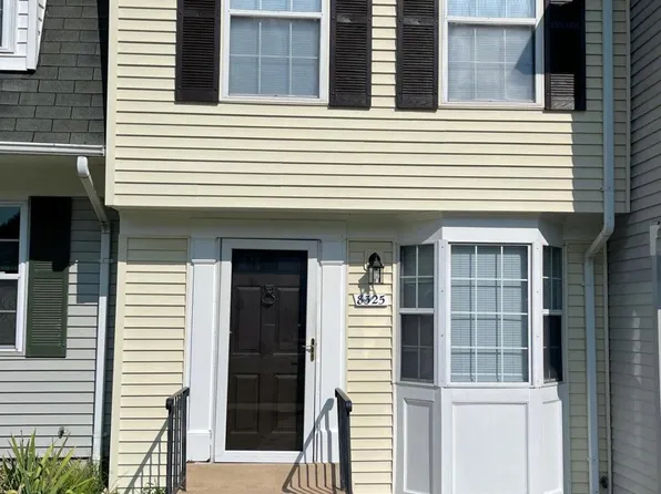 8325 Felsted Ln, Manassas, VA 20110