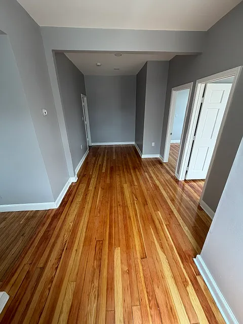 2 bed, 800 sqft, $2,800 — Photo 2