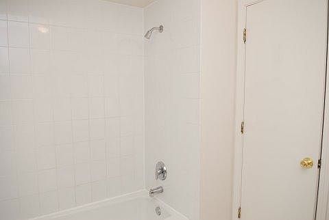 4th image of 11 Briar St APT 6
