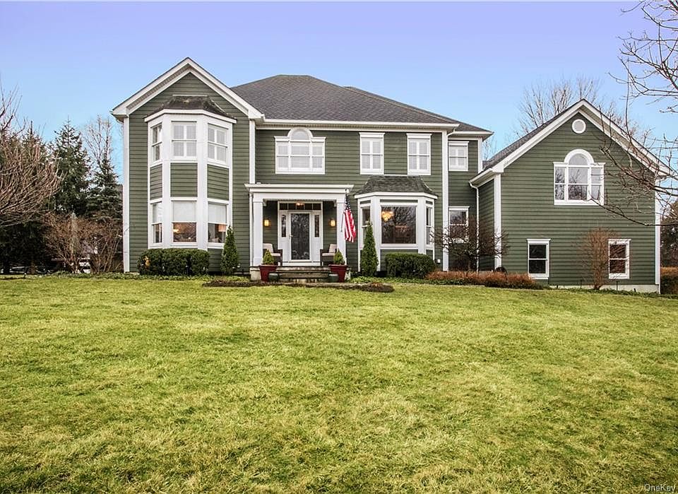 1st image of 6 Katonah Crossing Ct