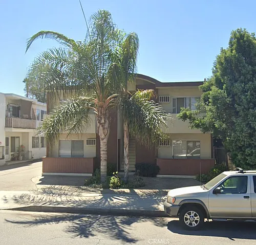 14718 W Magnolia Blvd #7 Photo 1