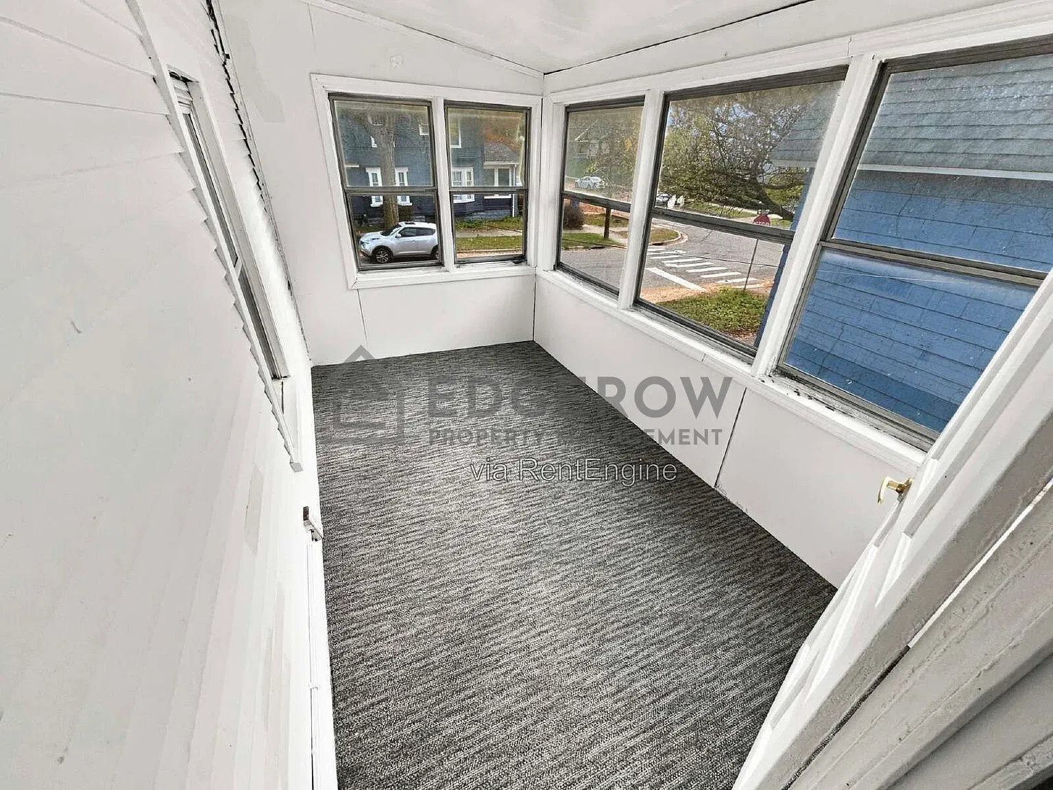 2 bed, 1.0 bath, $1,275 — Photo 3