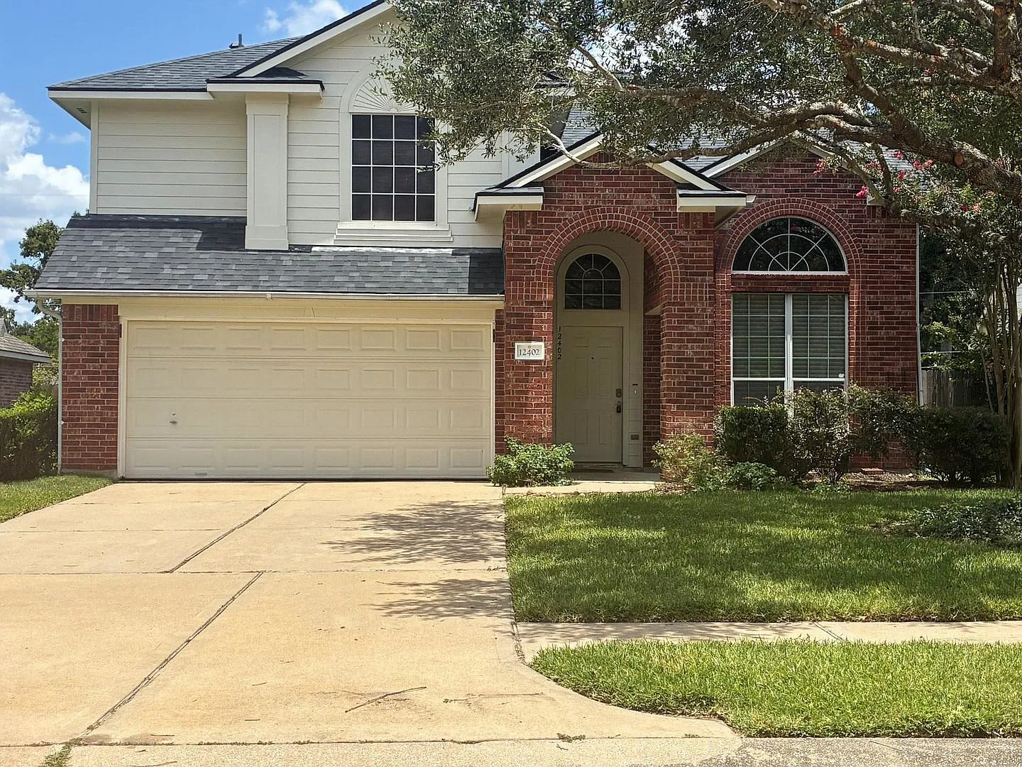 For Lease | 3 Bed, 2.5 Bath | 2,031 Sq Ft | Ravensway Lake Run Community | — Photo 1