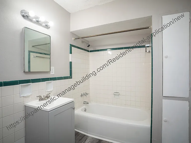 2525 Lakeview Ave — Photo 9